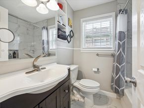 1210 Shelby Street, Houston TX 77009