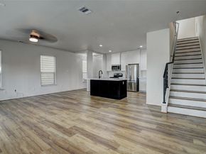 7042 Plum Creek Terrace Lane, Houston TX 77087