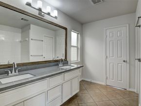 7042 Plum Creek Terrace Lane, Houston TX 77087