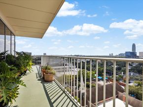 2200 Willowick Road 11C, Houston TX 77027