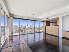 2200 Willowick Road 11C, Houston TX 77027