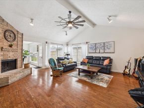 11526 Villa Heights Drive, Houston TX 77066