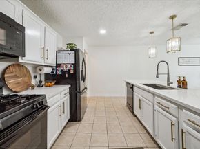 11526 Villa Heights Drive, Houston TX 77066