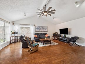 11526 Villa Heights Drive, Houston TX 77066