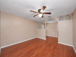 2914 Dragonwick Drive, Houston TX 77045