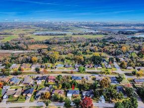 2914 Dragonwick Drive, Houston TX 77045