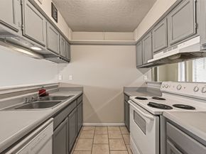 7515 Londres Drive, Houston TX 77083