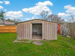 7515 Londres Drive, Houston TX 77083