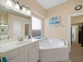 14710 Castle Cove Lane, Houston TX 77044