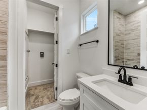 806 Fisher Street F, Houston TX 77018