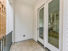 806 Fisher Street F, Houston TX 77018