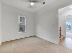 806 Fisher Street F, Houston TX 77018