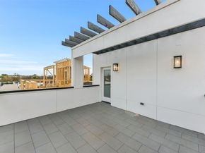 806 Fisher Street F, Houston TX 77018