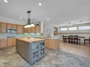 205 Purple Slate Place, The Woodlands TX 77381