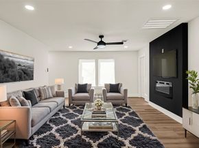 5827 Heron Drive, Houston TX 77033