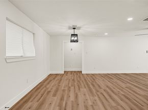 5827 Heron Drive, Houston TX 77033