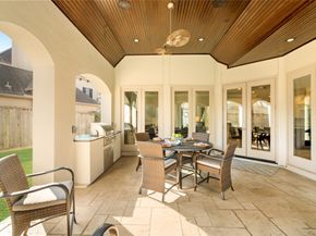 64 S Parkgate Circle, Spring TX 77381