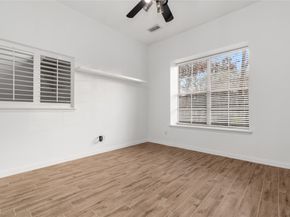 6 Vinca Trail, Spring TX 77382