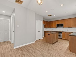 6 Vinca Trail, Spring TX 77382