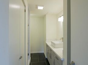 5000 Montrose Boulevard 9D, Houston TX 77006