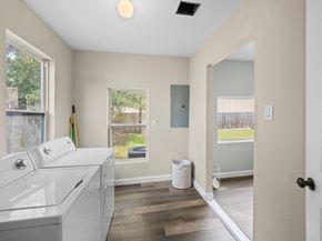 5519 Hillman Street, Houston TX 77023