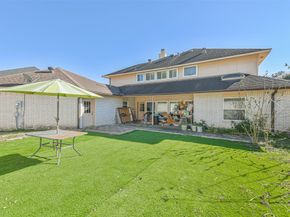 8006 N Circle Drive, Houston TX 77071