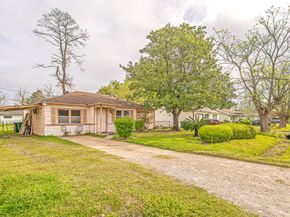 7601 Delavan Drive, Houston TX 77028