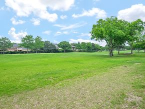 19 Ambleside Crescent Drive, Sugar Land TX 77479