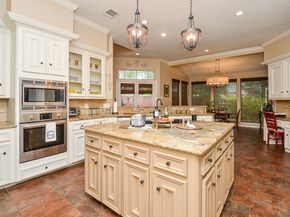 19 Ambleside Crescent Drive, Sugar Land TX 77479