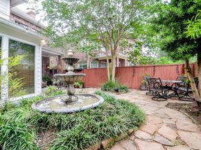 19 Ambleside Crescent Drive, Sugar Land TX 77479