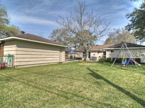 9629 Maribelle Way, Houston TX 77055