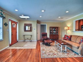 9629 Maribelle Way, Houston TX 77055