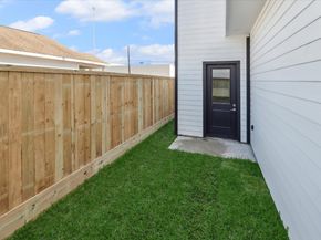 5613 Leonard Street, Houston TX 77023