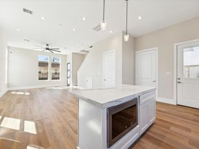 5613 Leonard Street, Houston TX 77023
