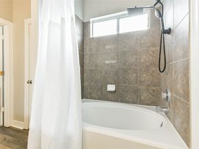 13043 Avery Ridge Lane, Tomball TX 77377