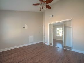 6363 Ivyknoll Drive Drive, Houston TX 77035
