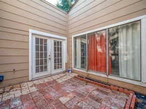 6363 Ivyknoll Drive Drive, Houston TX 77035