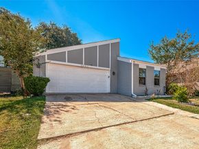 6363 Ivyknoll Drive Drive, Houston TX 77035