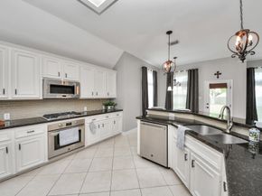 2802 Creek Bend Drive, Friendswood TX 77546