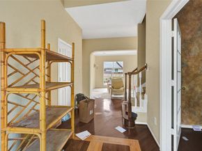 19 S Scarlet Elm Court, The Woodlands TX 77382
