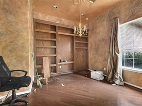 19 S Scarlet Elm Court, The Woodlands TX 77382