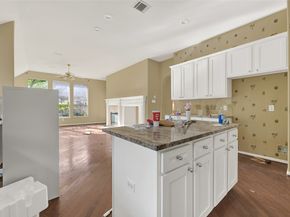 19 S Scarlet Elm Court, The Woodlands TX 77382