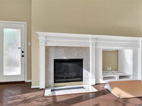 19 S Scarlet Elm Court, The Woodlands TX 77382