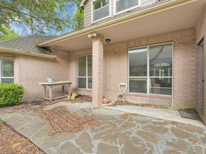 19 S Scarlet Elm Court, The Woodlands TX 77382
