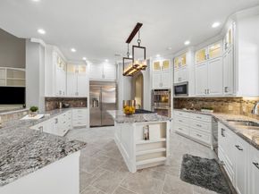907 Enclave Lake Drive, Houston TX 77077