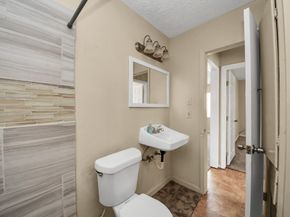 5018 Northridge Drive, Houston TX 77033