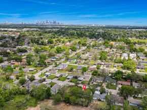 5018 Northridge Drive, Houston TX 77033