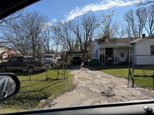 7994 Sparta Street, Houston TX 77028