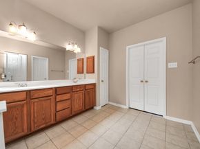 2226 Black Oak Dr Drive, Sugar Land TX 77479