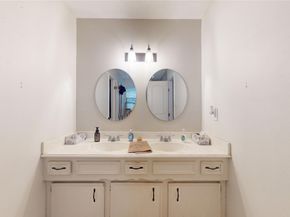 9867 Sageaspen Lane, Houston TX 77089